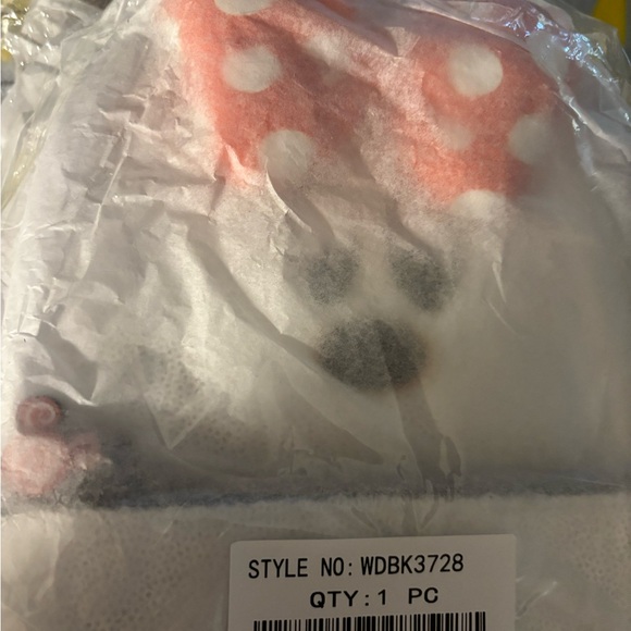 Loungefly - Picture 2 of 4